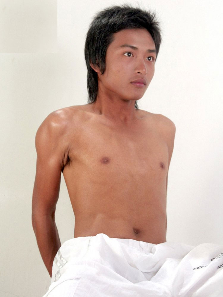 Gay Asian Virgins screenshot 1