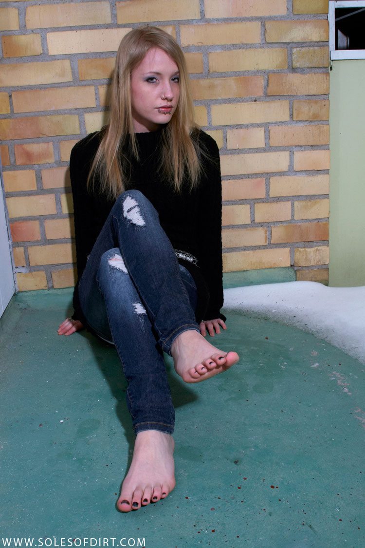 Soles Of Dirt screenshot 1